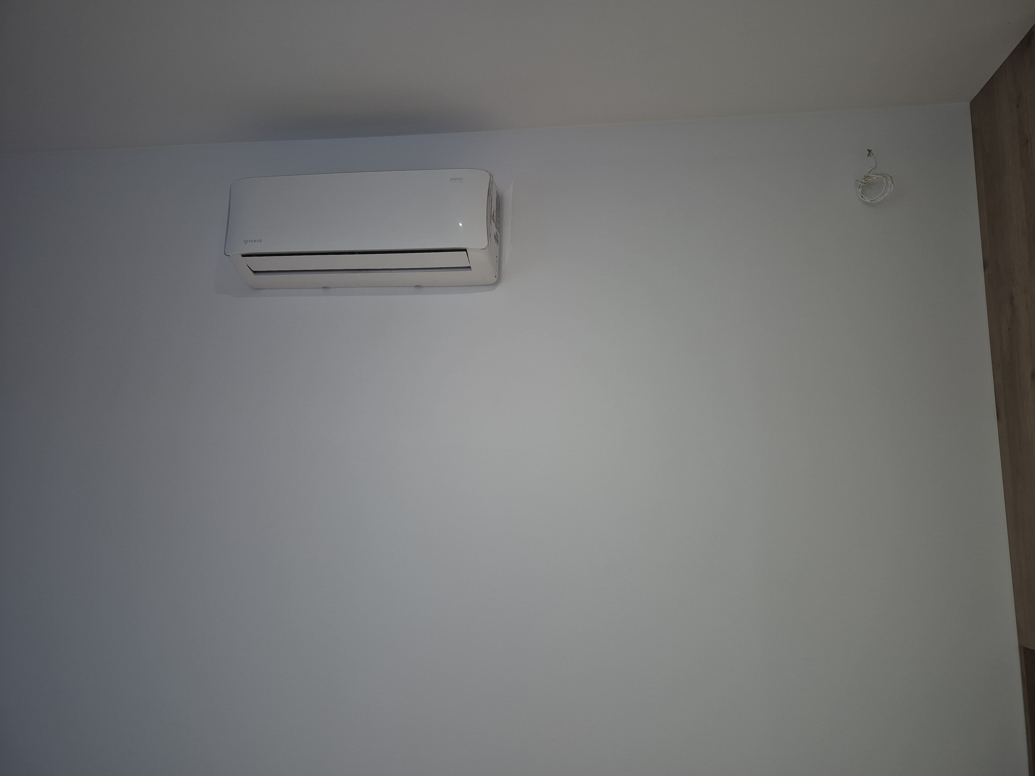 Klimatyzacja Rotenso Imoto z osłoną EPDM na freony — okolice Ożarowa Mazowieckiego — miniaturka 3