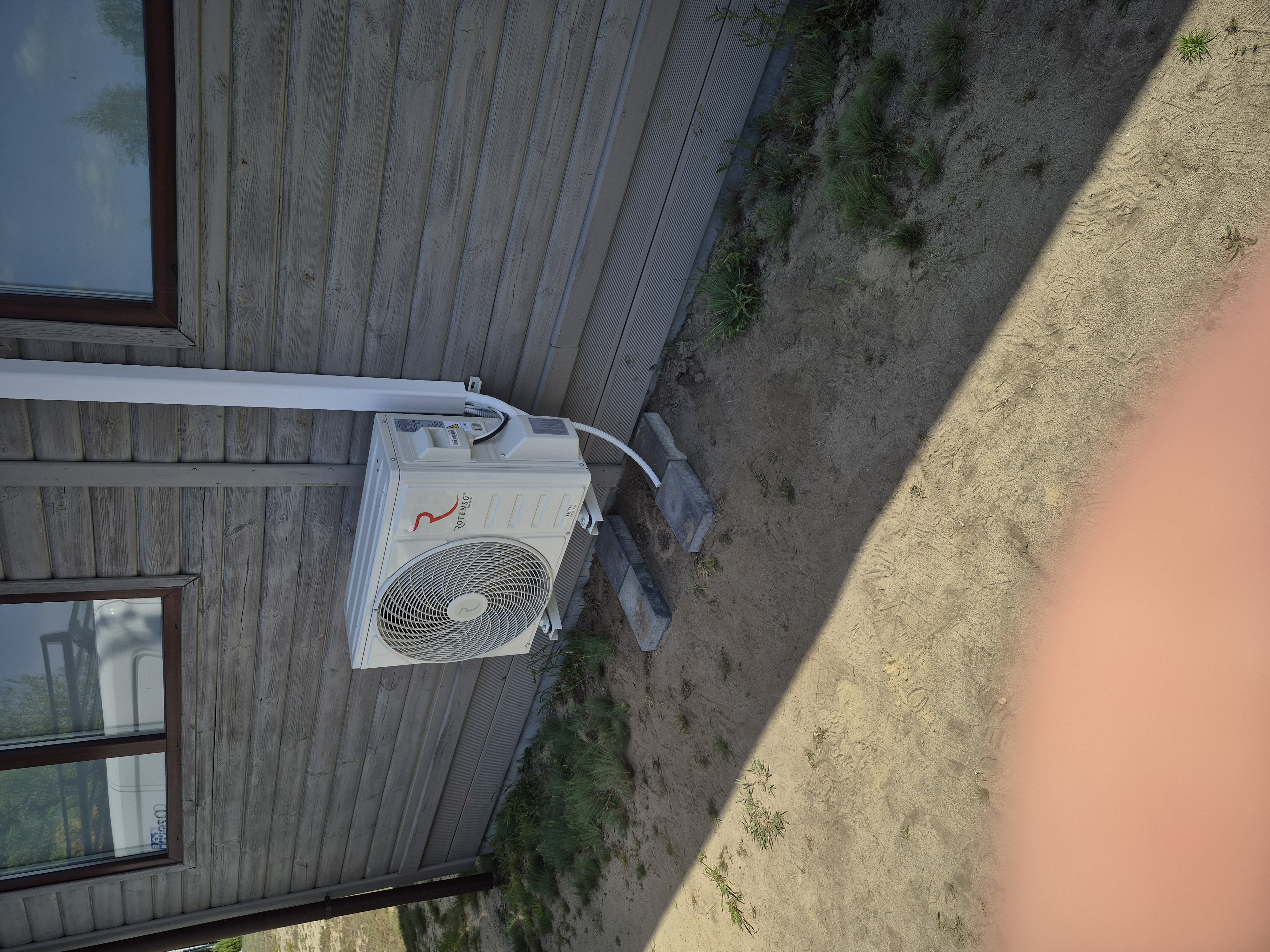 Klimatyzacja Rotenso Teta w domku letniskowym — okolice Warki — miniaturka 7