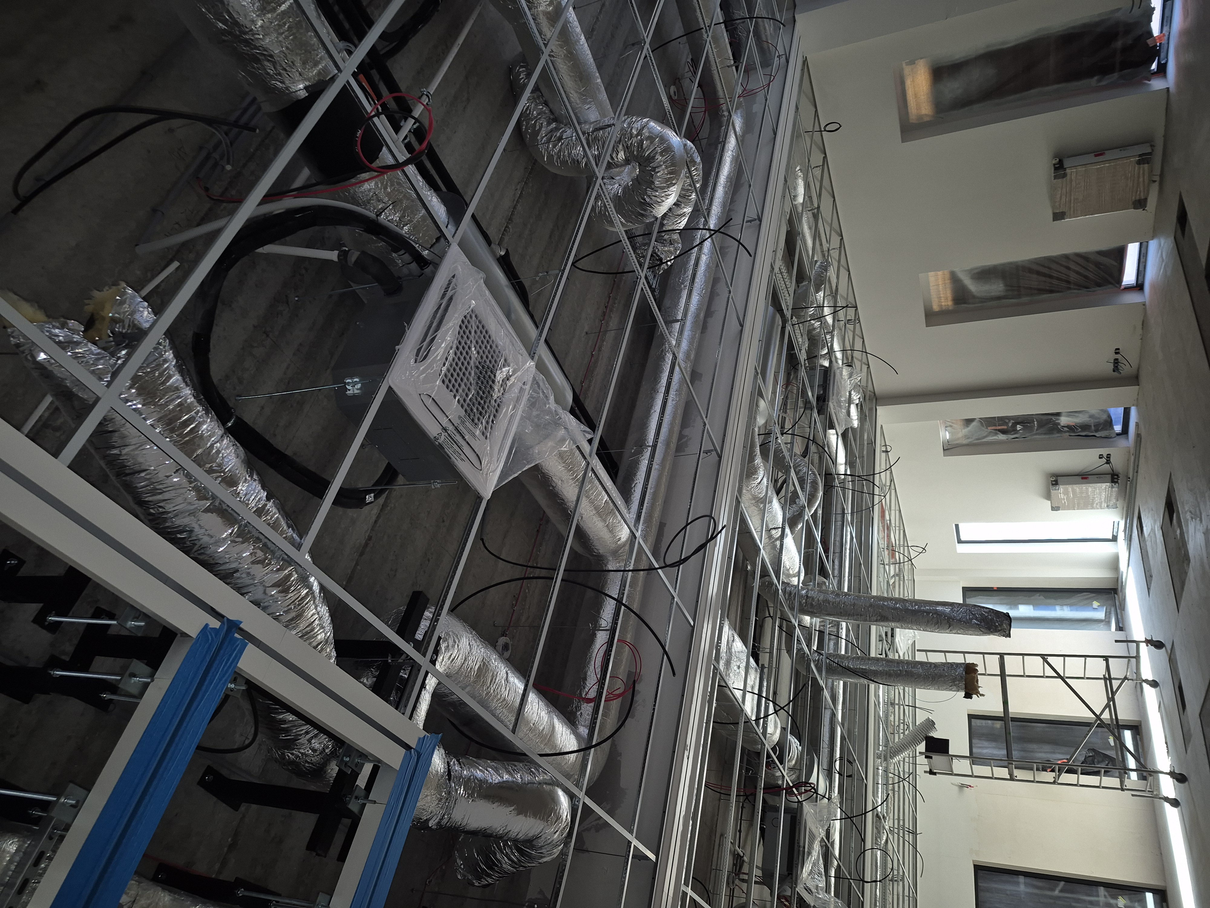 Kompleksowa klimatyzacja LG VRF — budynek użyteczności publicznej w okolicach Warszawy — miniaturka 3