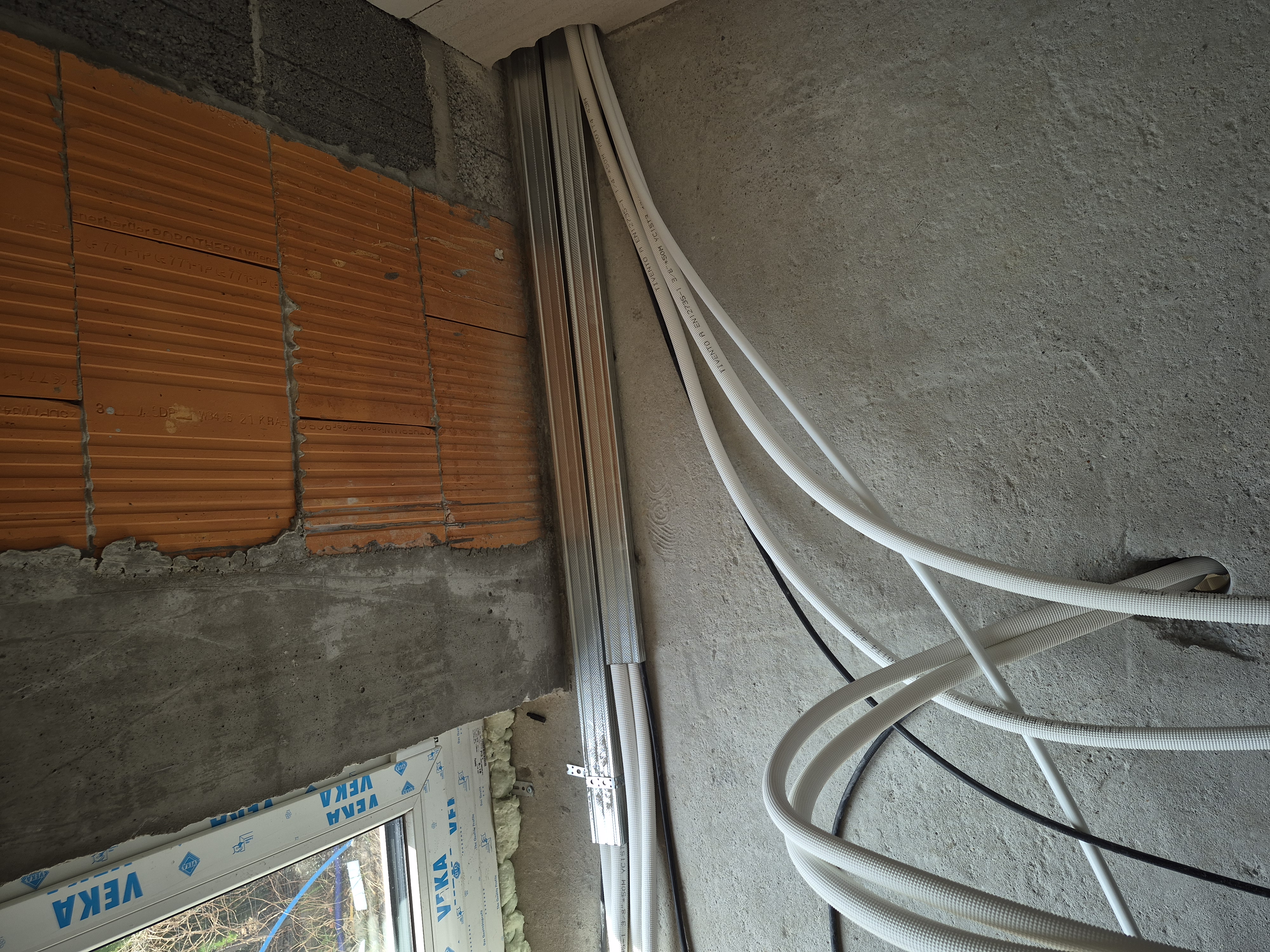 Przygotowanie instalacji klimatyzacji w domu szeregowym — Jaworowa (Raszyn) — miniaturka 9