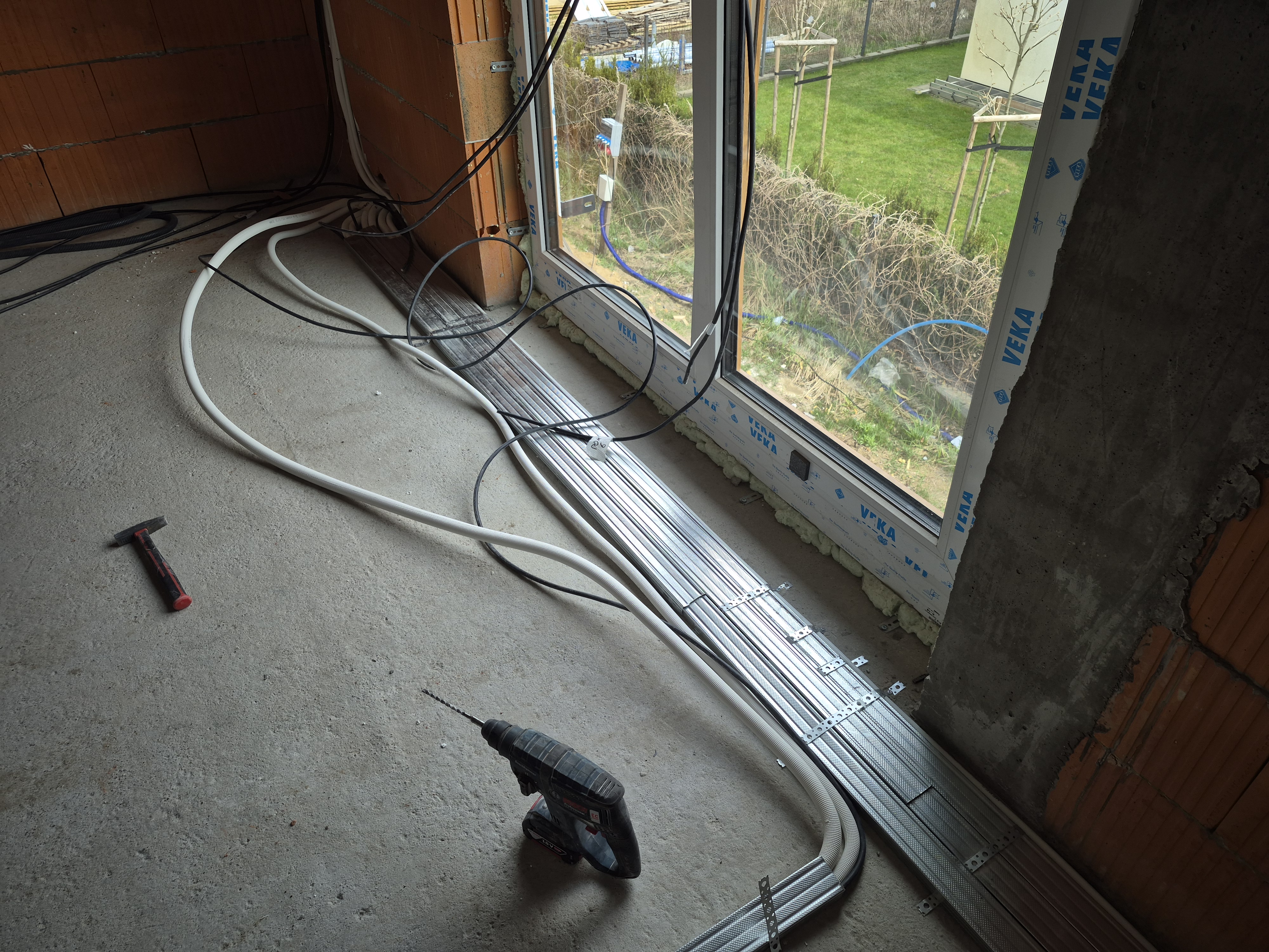 Przygotowanie instalacji klimatyzacji w domu szeregowym — Jaworowa (Raszyn) — miniaturka 11