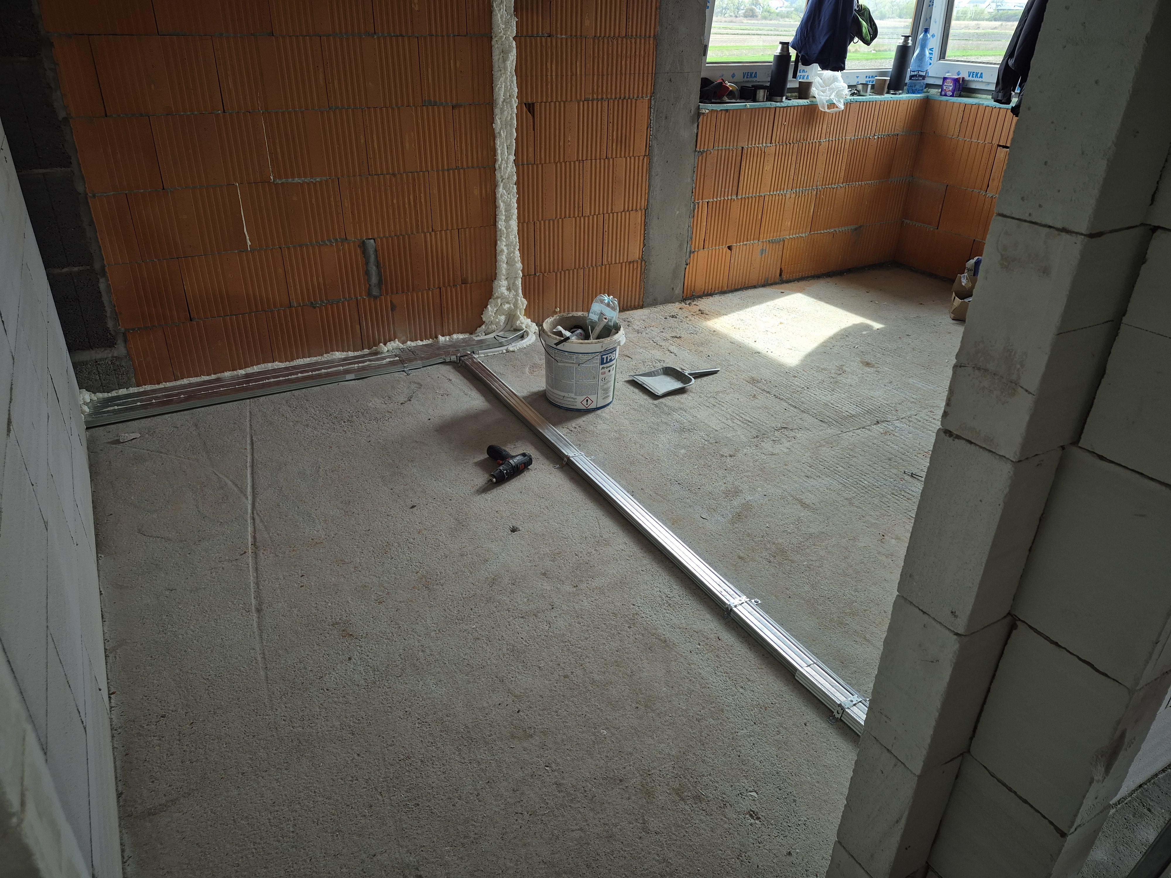 Przygotowanie instalacji klimatyzacji w domu szeregowym — Jaworowa (Raszyn) — miniaturka 13