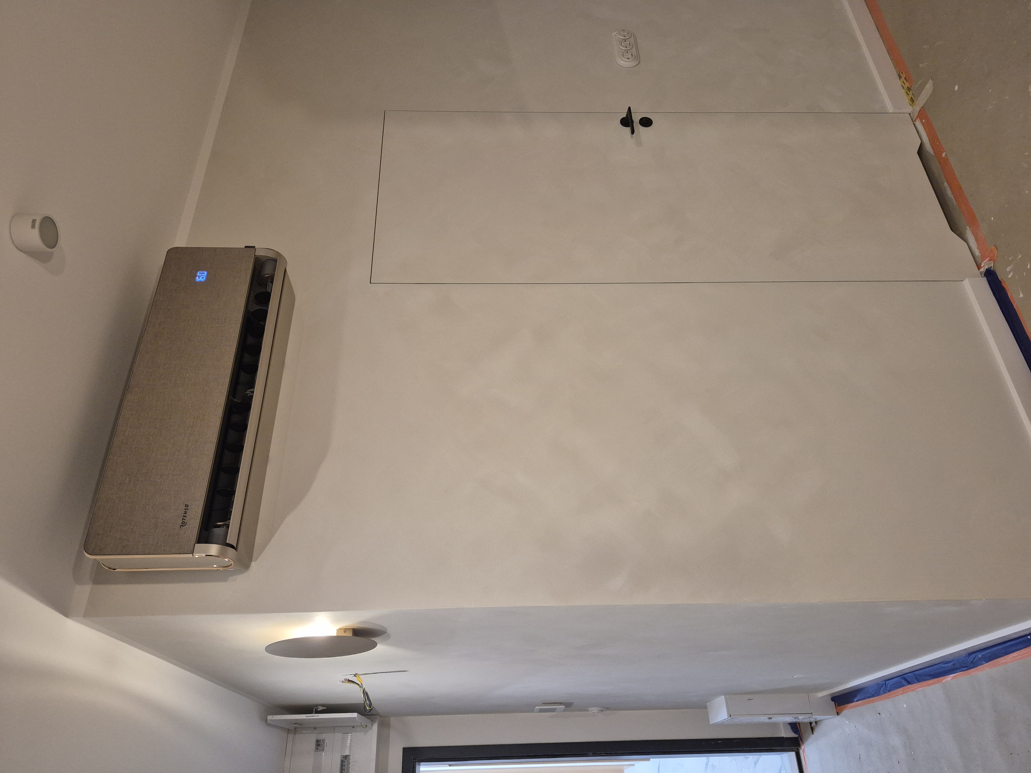 Klimatyzacja Rotenso Versu Cloth Caramel w luksusowym apartamencie — Warszawa Włochy / Ursus — miniaturka 9
